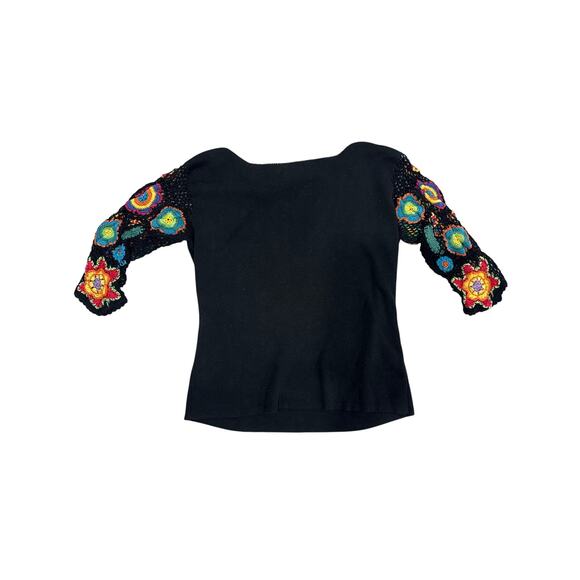 Joseph A Gently Worn Top with Flowers - Size: Medium - Picture 4 of 6